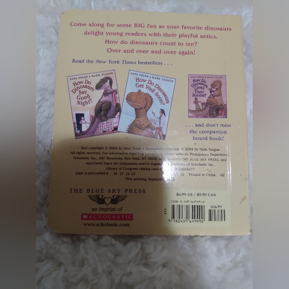 NWT scholastic hardcover How do dinosaurs count to ten book - Picture 3 of 4